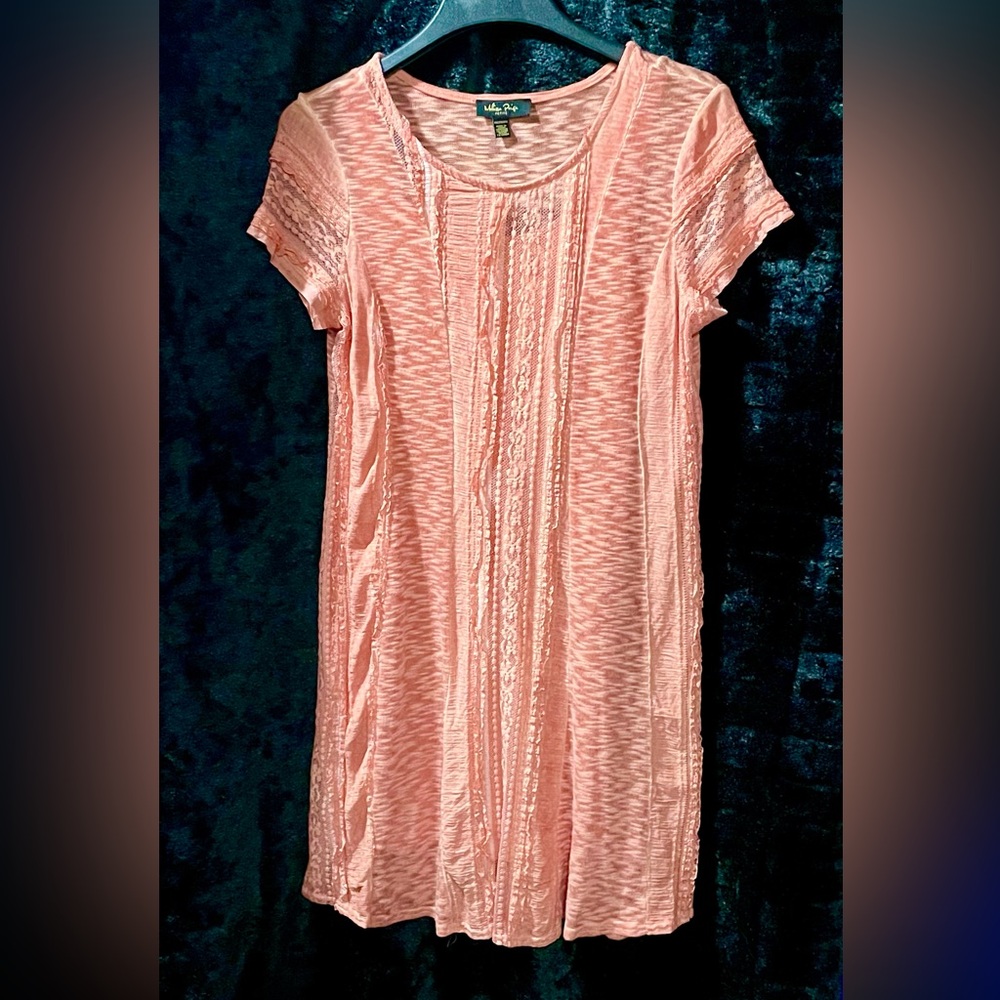 Melissa Paige / Coral Short Sleeve Midi Dress with Lace